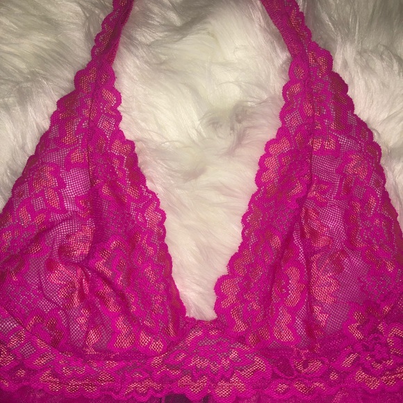 Victoria Secret Lace Sleepwear - Picture 1 of 4